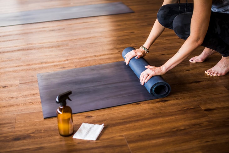 How To Clean Your Yoga Mat